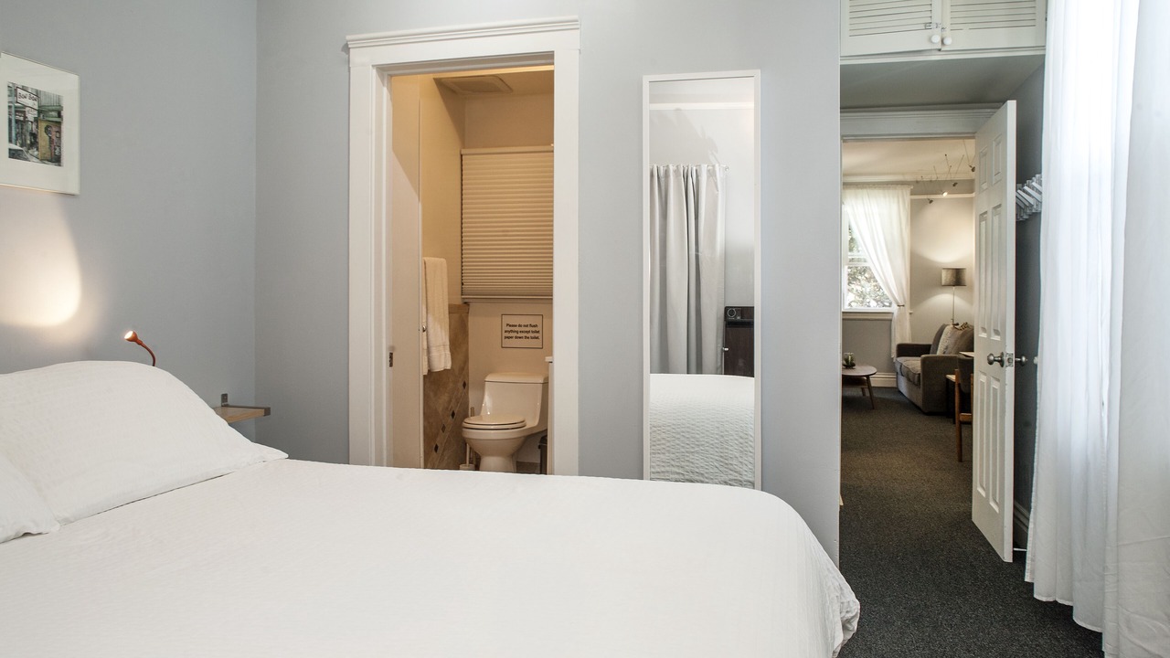 Photo of Bedroom in Telegraph Hill