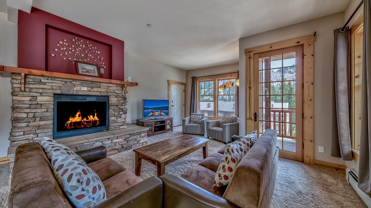 Photo of Livingroom in Kirkwood