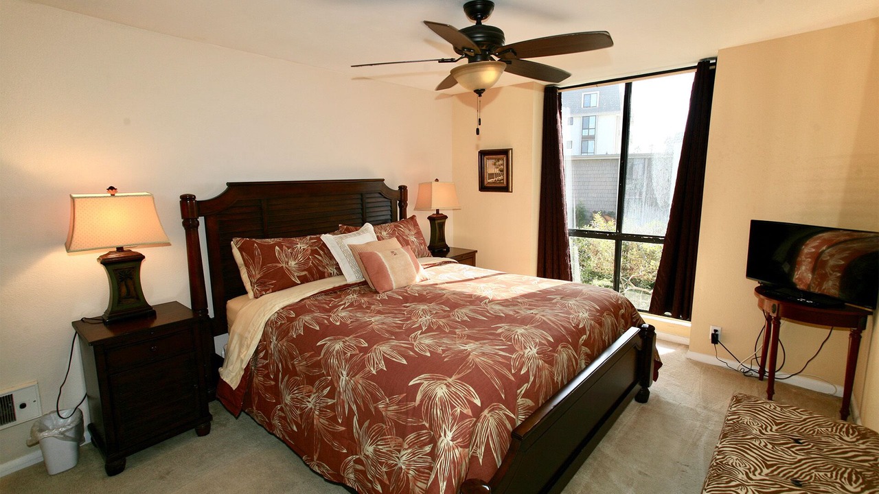 Photo of Bedroom in Oceanside