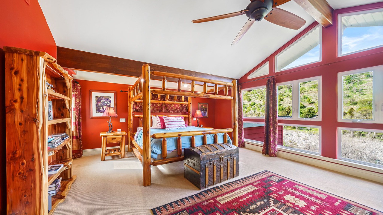 Photo of Bedroom in Three Rivers