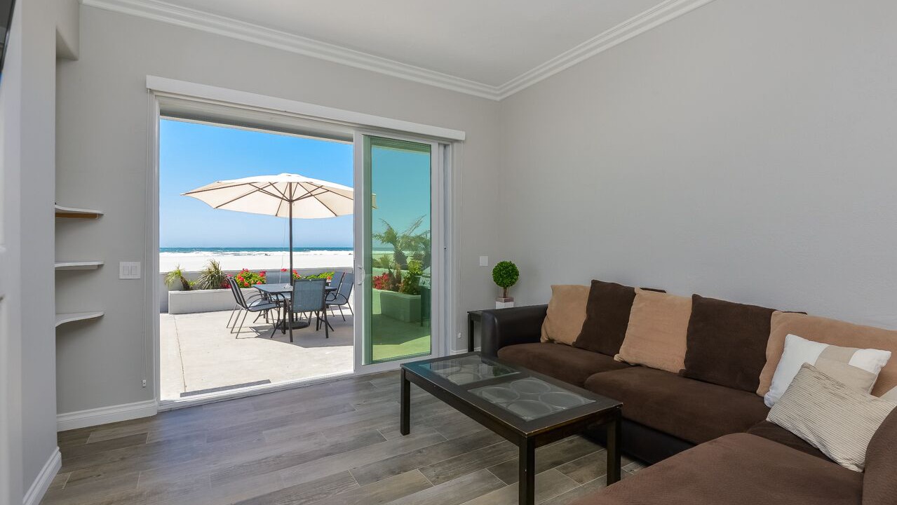 Photo of Livingroom in South Mission Beach