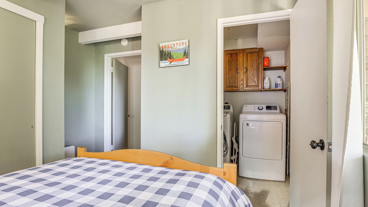 Photo of Bedroom in Cedar Glen