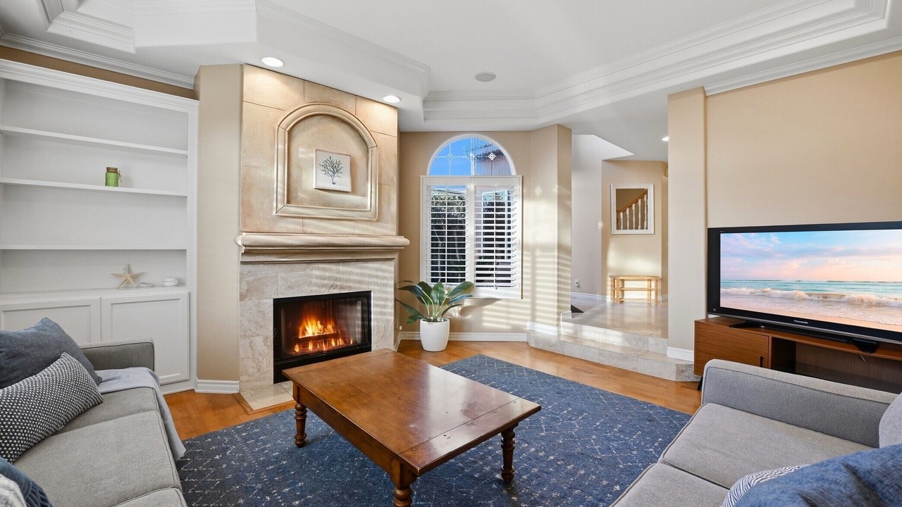 Photo of Livingroom in Village of La Jolla