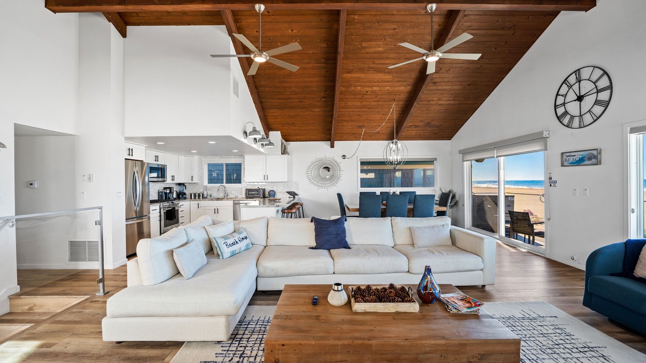 Photo of Livingroom in Hollywood Beach