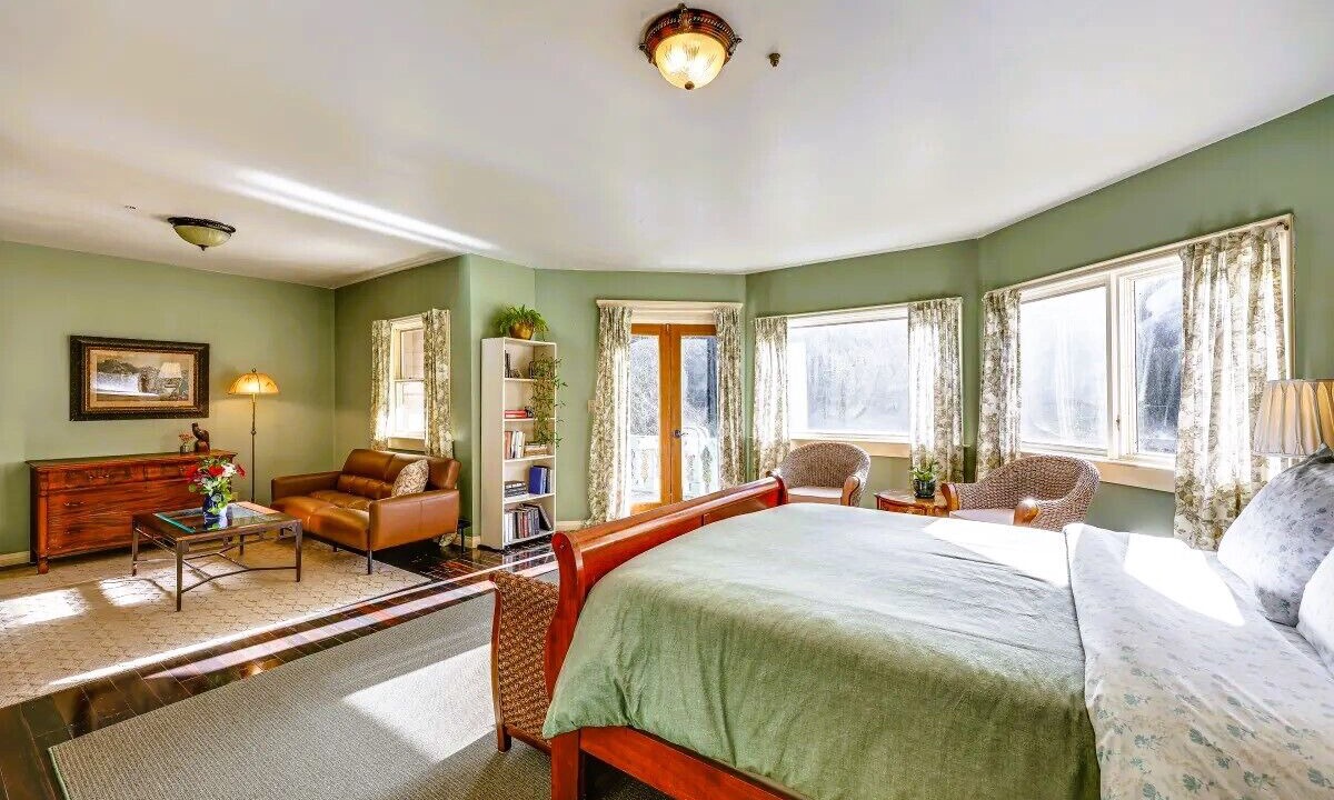 Photo of Bedroom in Point Reyes Station