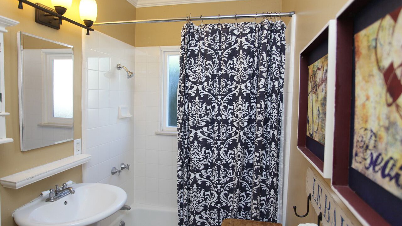 Photo of Bathroom in East Beach