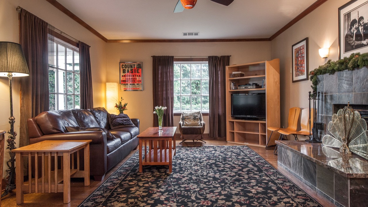 Photo of Livingroom in Arden-Arcade