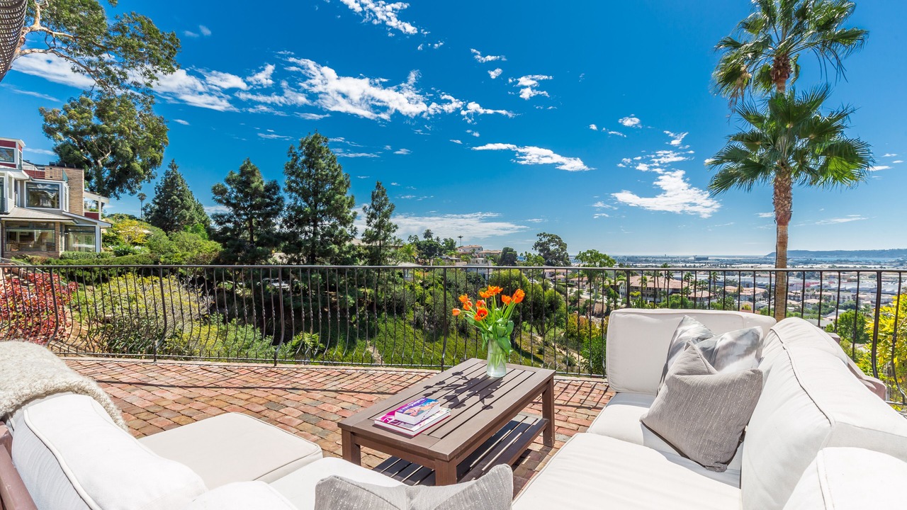 Photo of Patio Balcony in Mission Hills