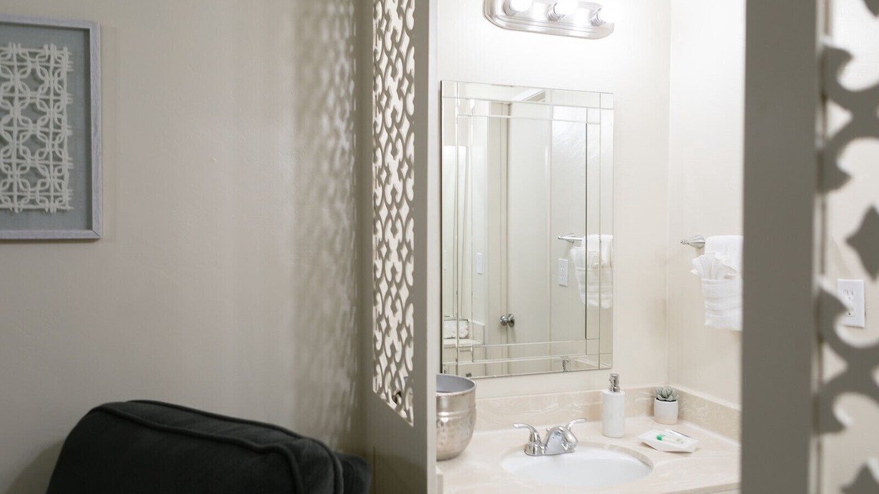 Photo of Bathroom in Greenacres