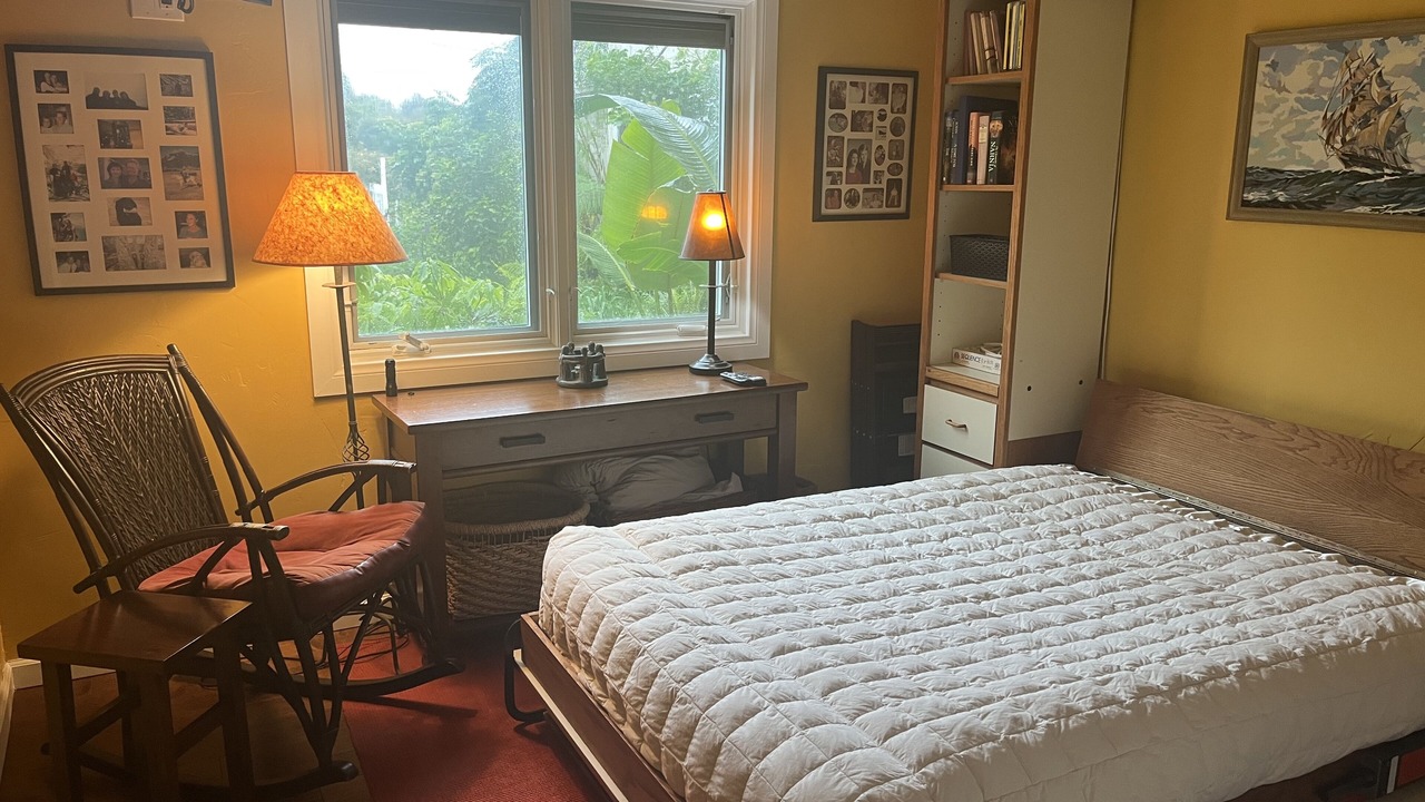 Photo of Bedroom in Toro Canyon