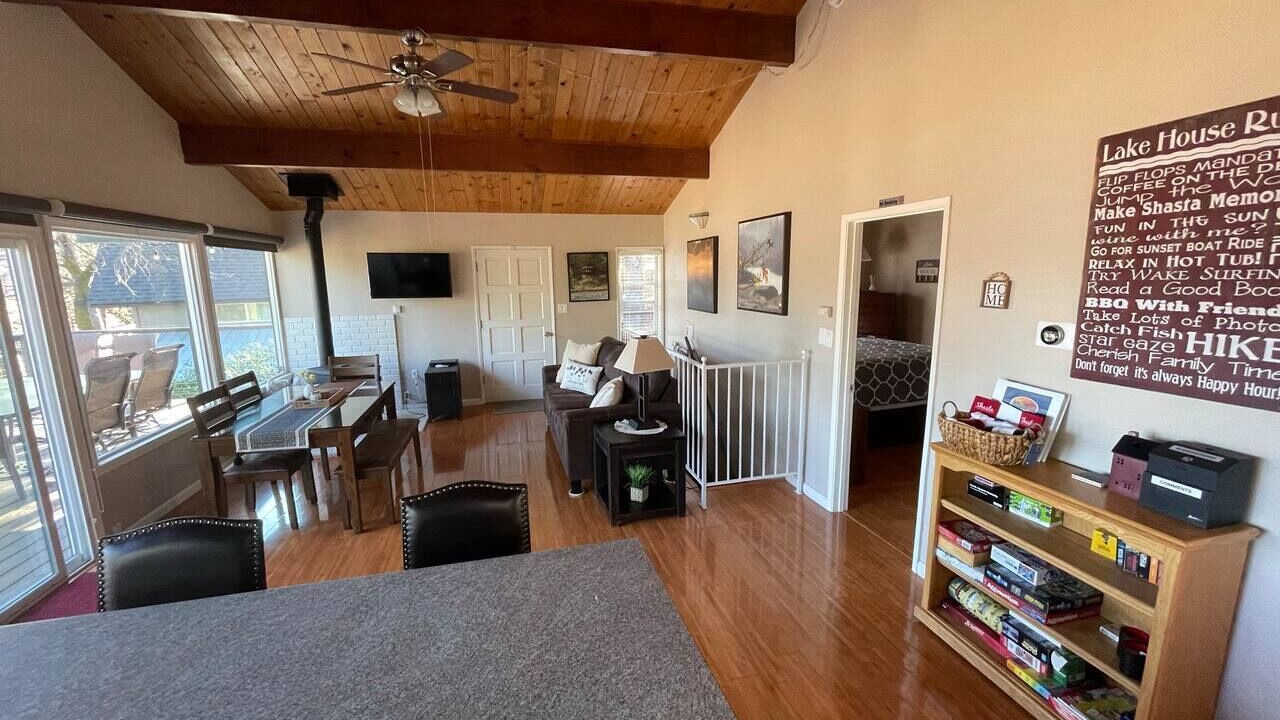 Photo of Bedroom in Lakehead