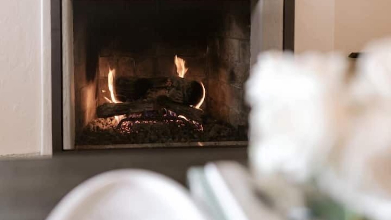 Photo of Livingroom in East Sacramento
