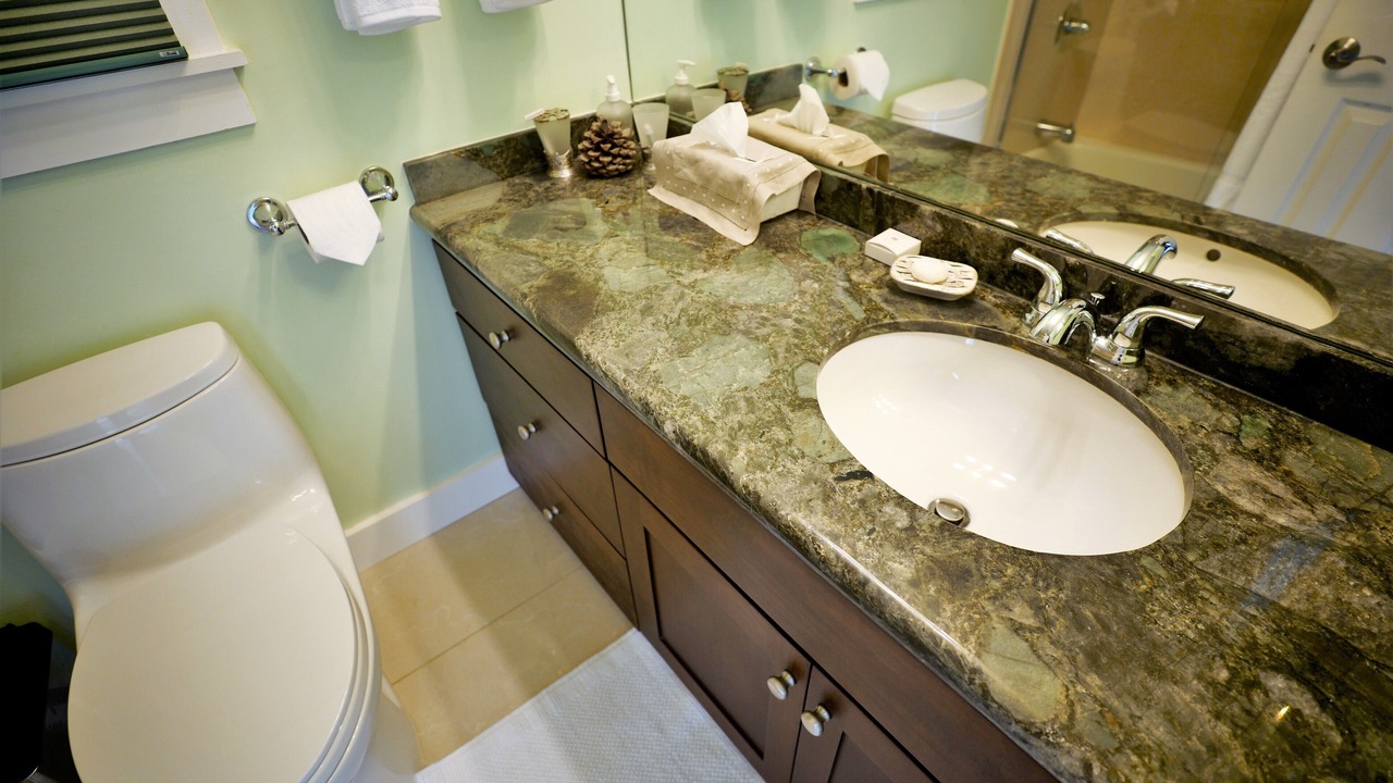 Photo of Bathroom in La Jolla Mesa