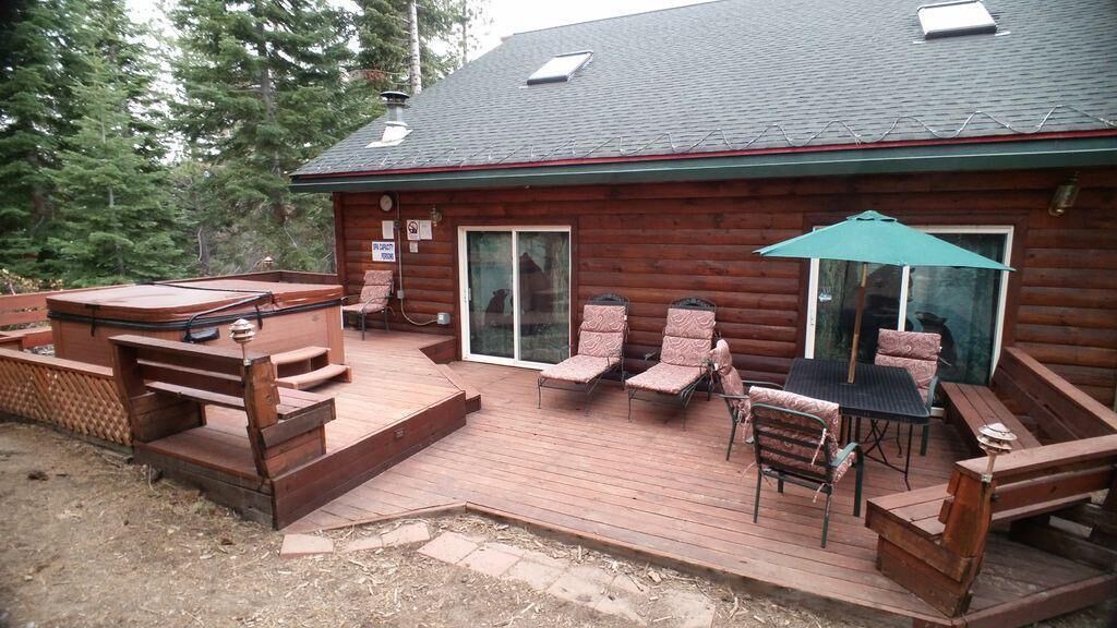 Photo of Outdoor in Pioneer Trail