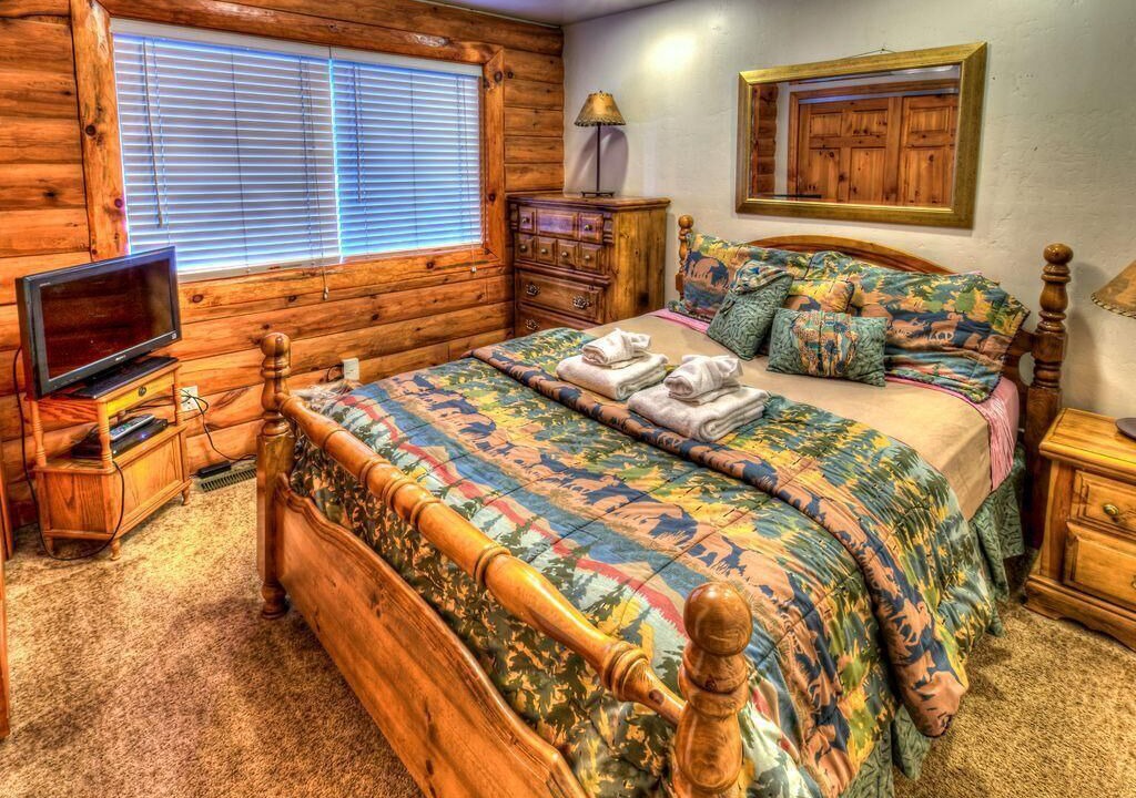 Photo of Bedroom in Pioneer Trail