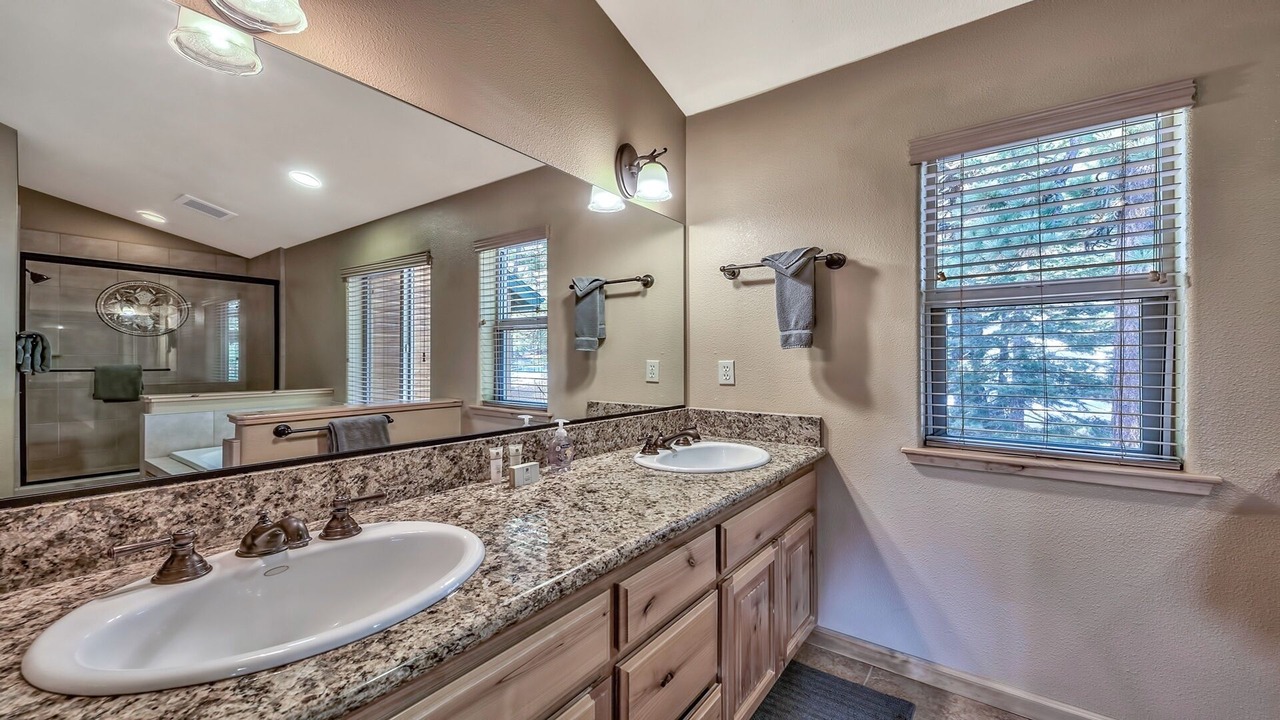 Photo of Bathroom in Pioneer Trail