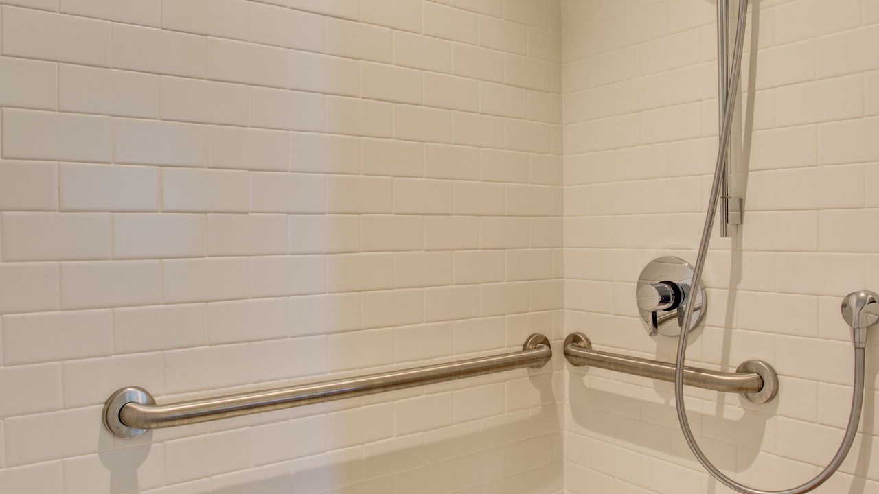 Photo of Bathroom in Carpinteria