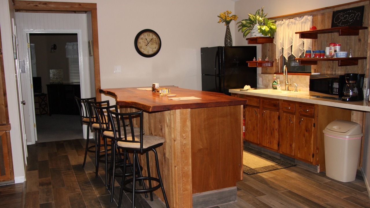Photo of Kitchen in Canyon Lake