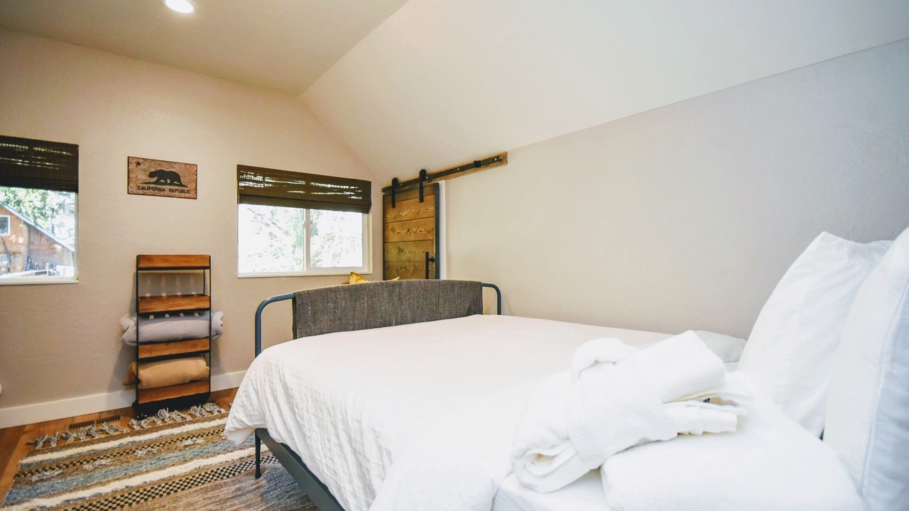 Photo of Bedroom in Kings Beach