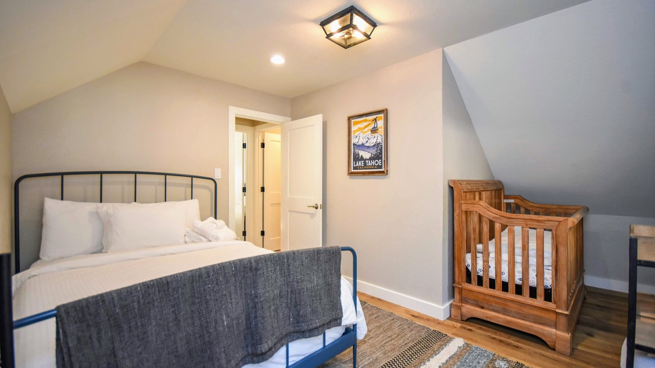 Photo of Bedroom in Kings Beach