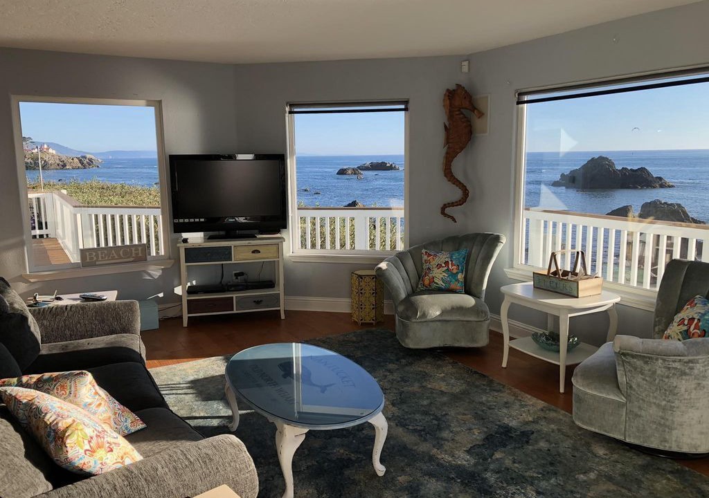 Photo of Bedroom in Crescent City