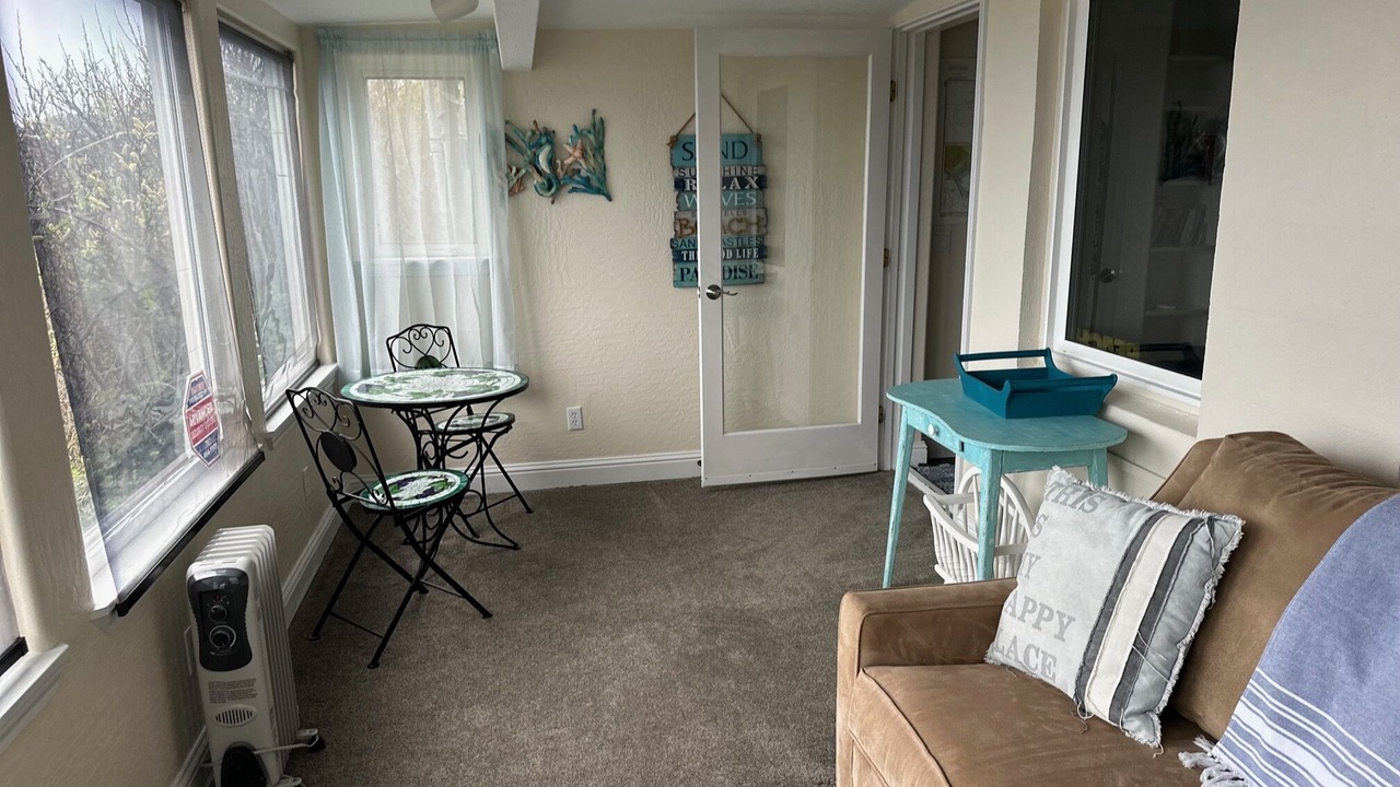 Photo of Livingroom in Crescent City