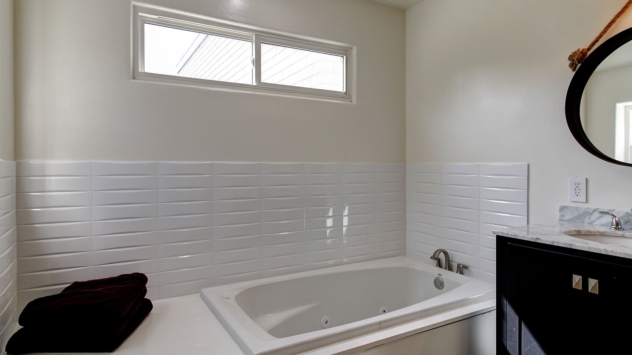 Photo of Bathroom in Ventura