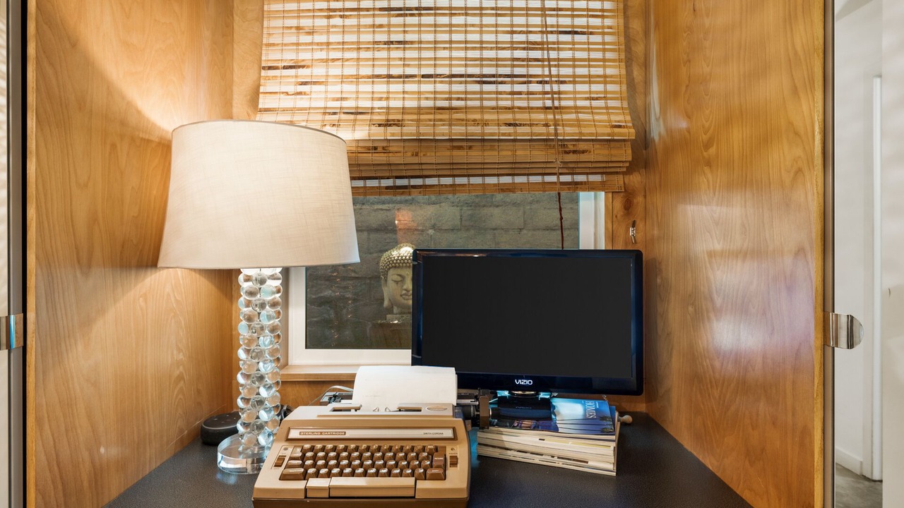 Photo of Bedroom in Tahquitz River Estates