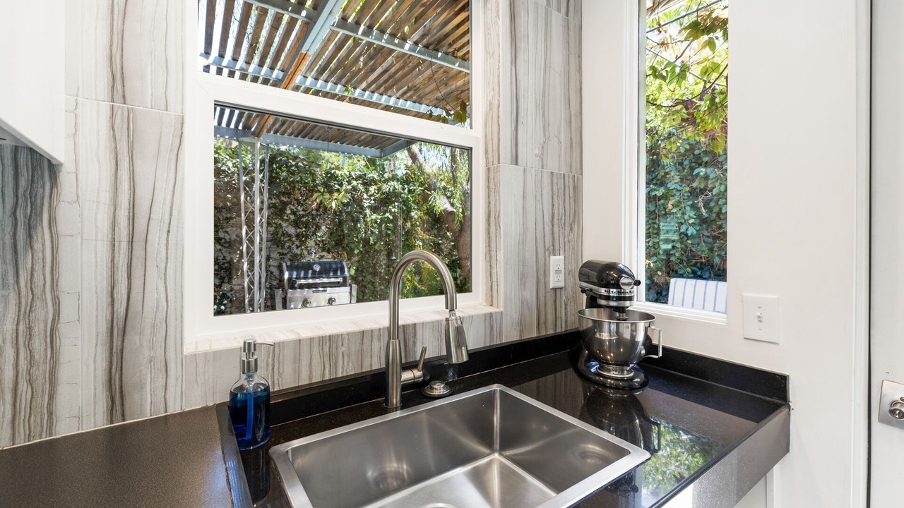 Photo of Kitchen in Tahquitz River Estates