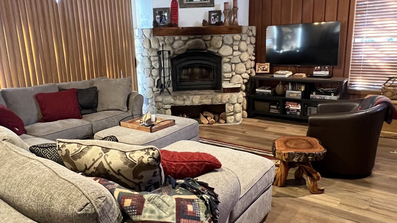 Photo of Bedroom in Mammoth Lakes