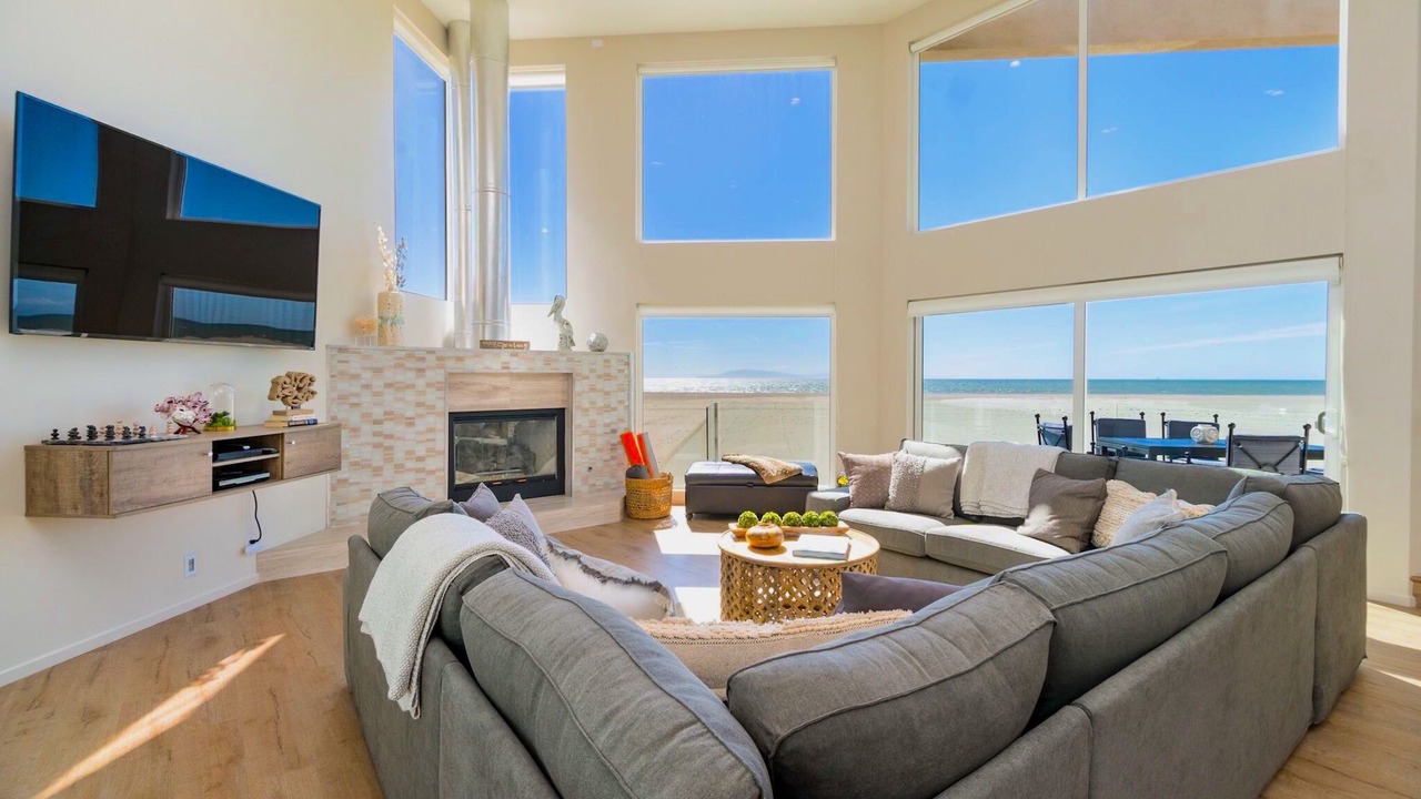 Photo of Livingroom in Hollywood Beach