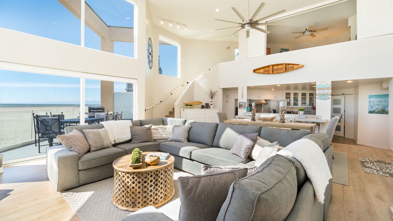 Photo of Livingroom in Hollywood Beach