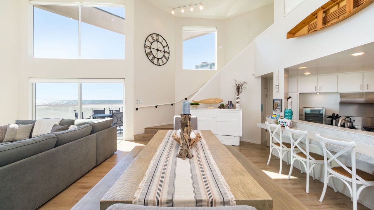Photo of Livingroom in Hollywood Beach