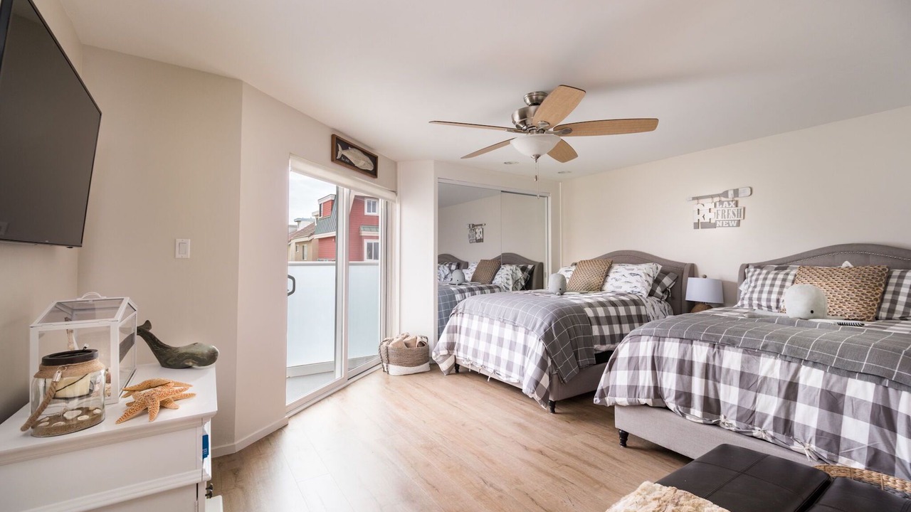 Photo of Bedroom in Hollywood Beach