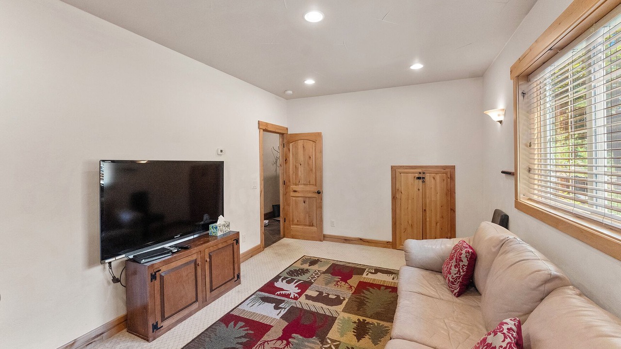 Photo of Livingroom in Kings Beach