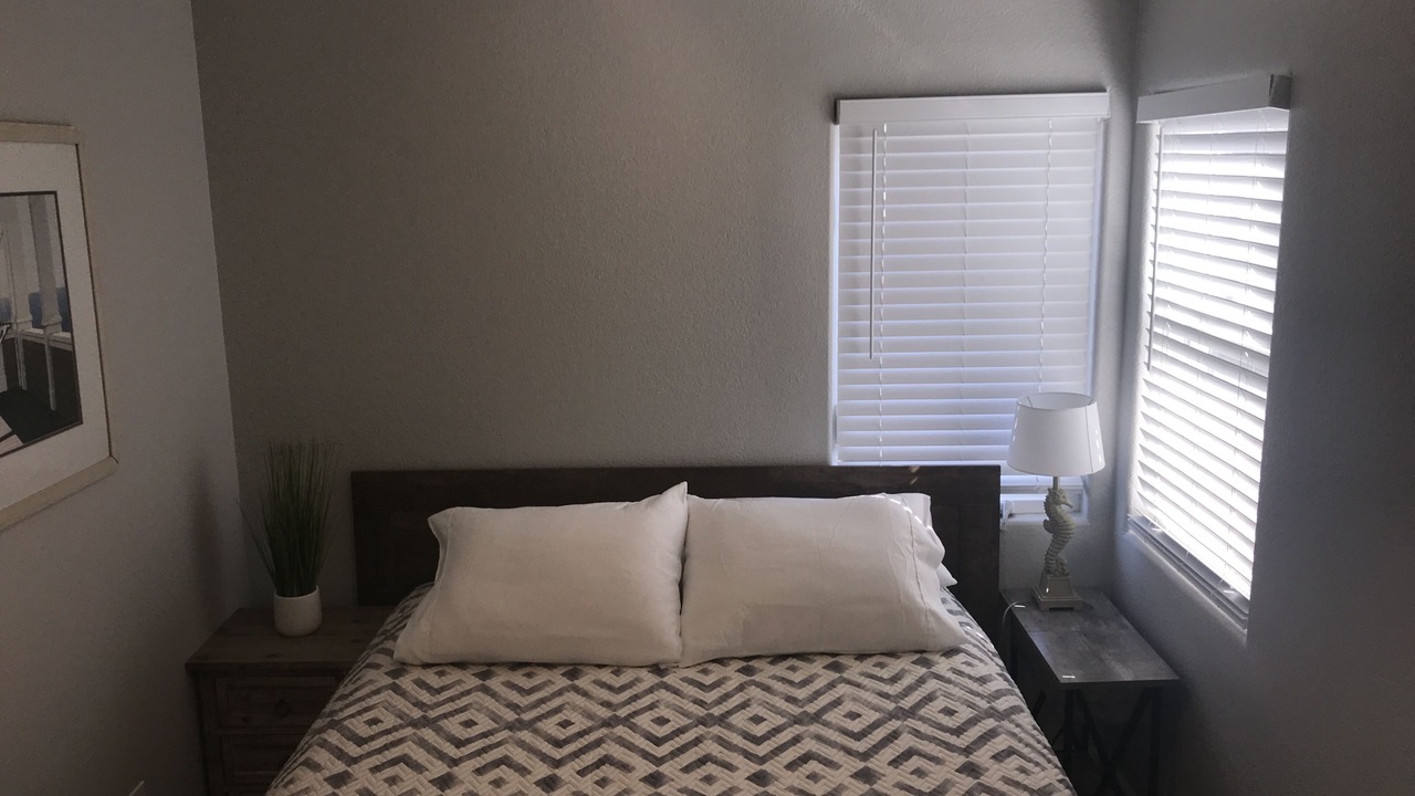 Photo of Bedroom in Mission Beach