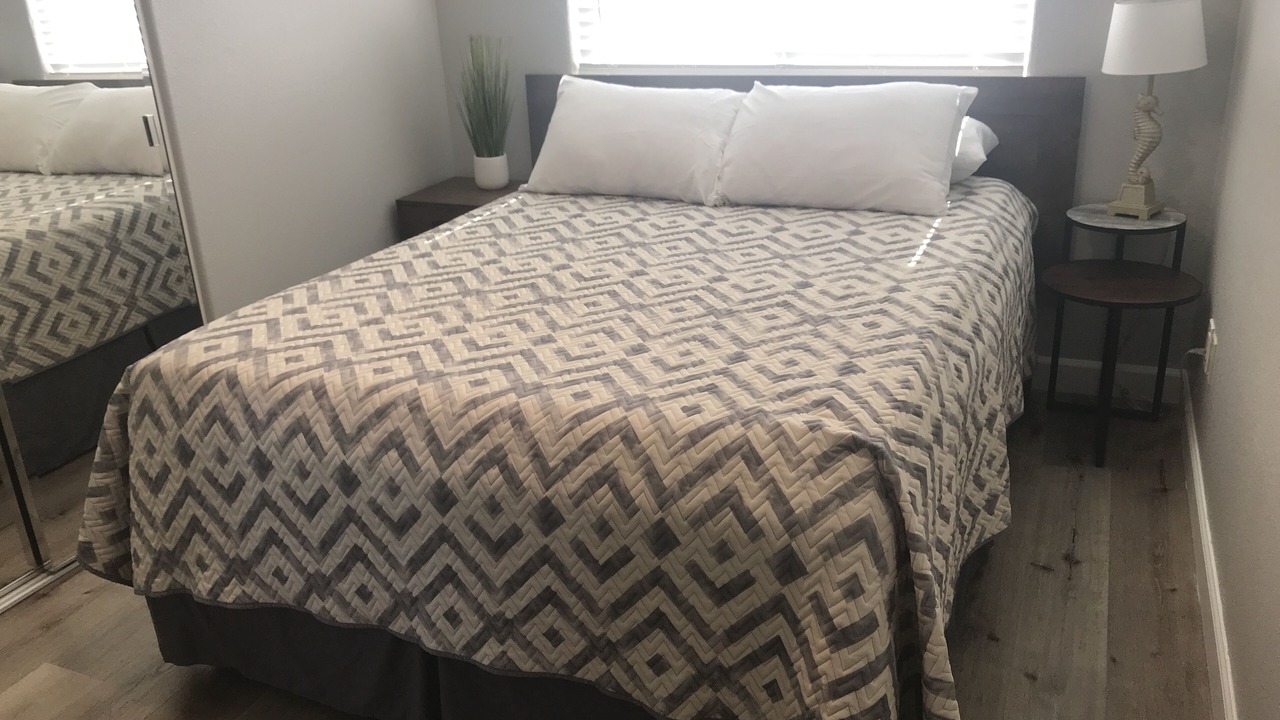 Photo of Bedroom in Mission Beach