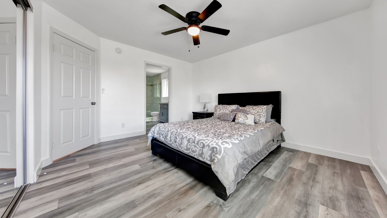 Photo of Bedroom in Reseda