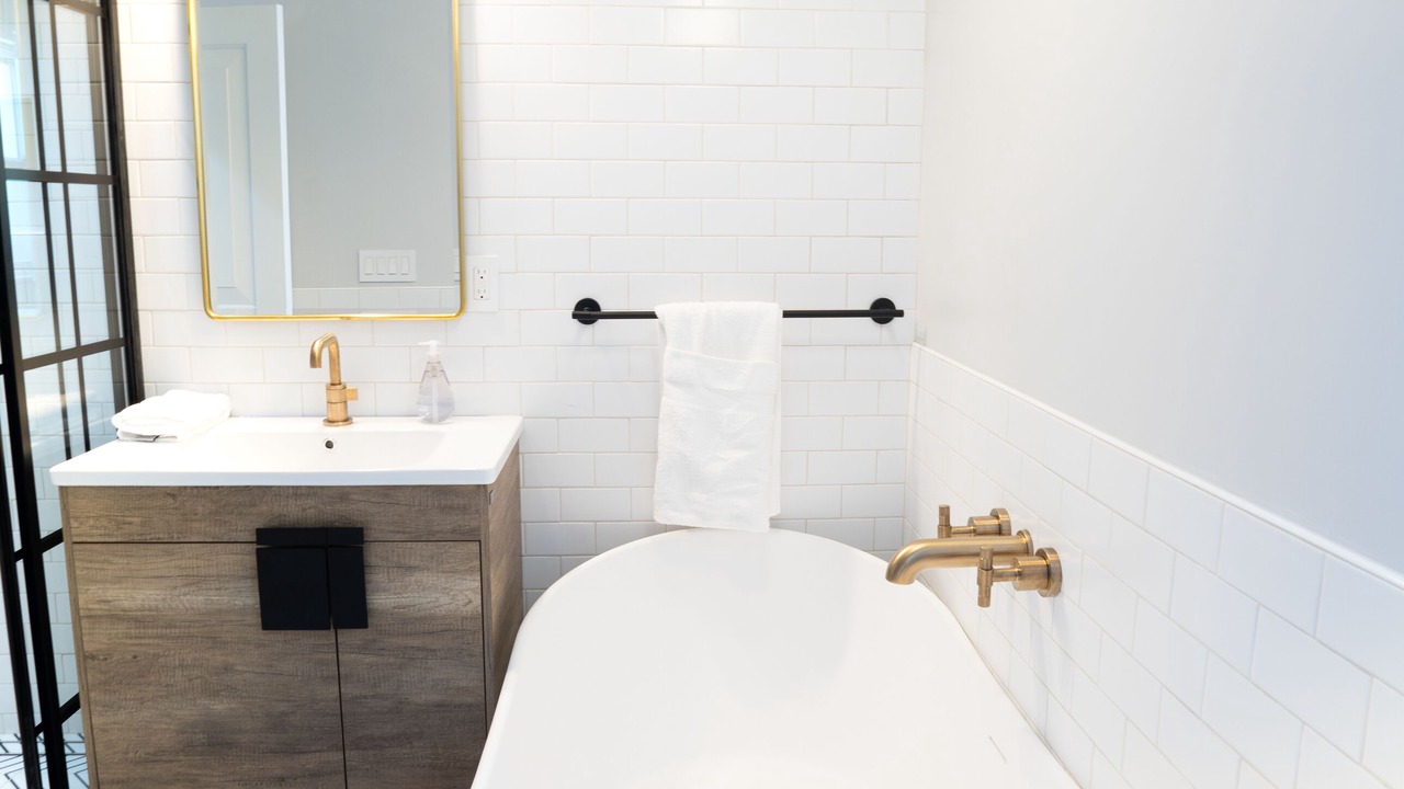 Photo of Bathroom in Barron Park