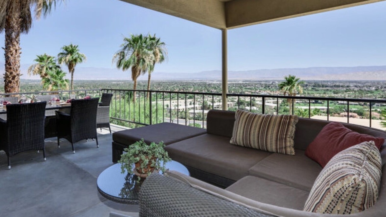 Photo of Outdoor in Araby