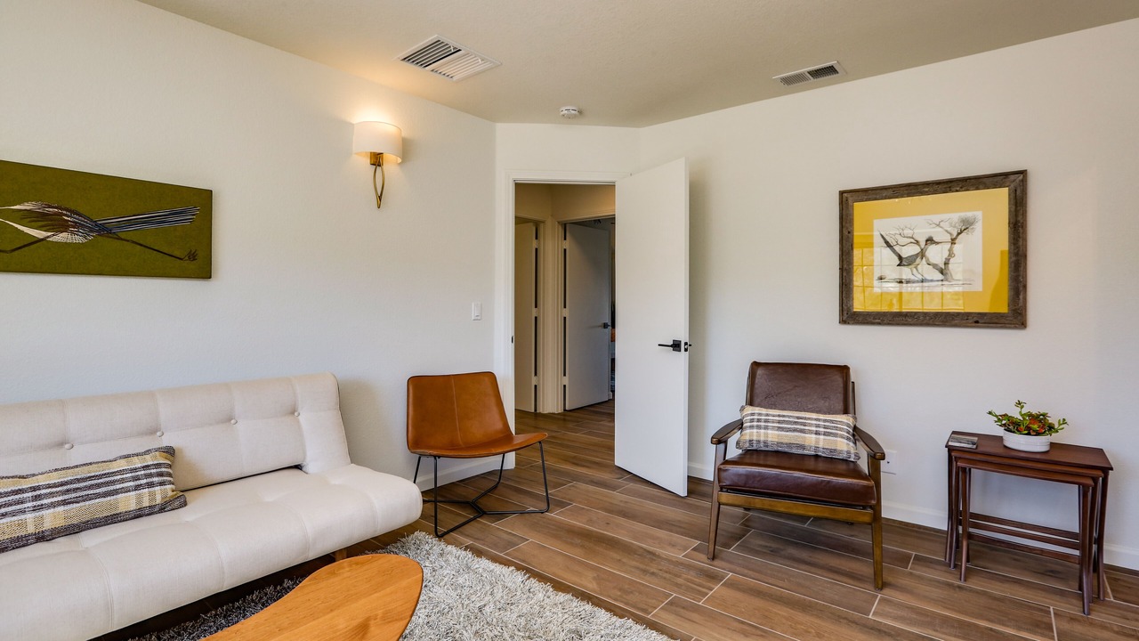 Photo of Livingroom in Panorama Heights