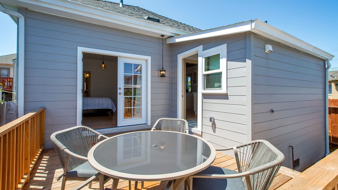 Photo of Outdoor in West Alameda