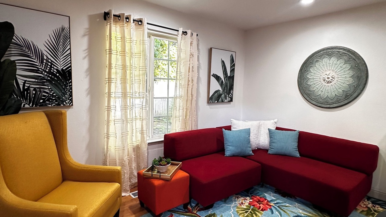 Photo of Livingroom in Chico