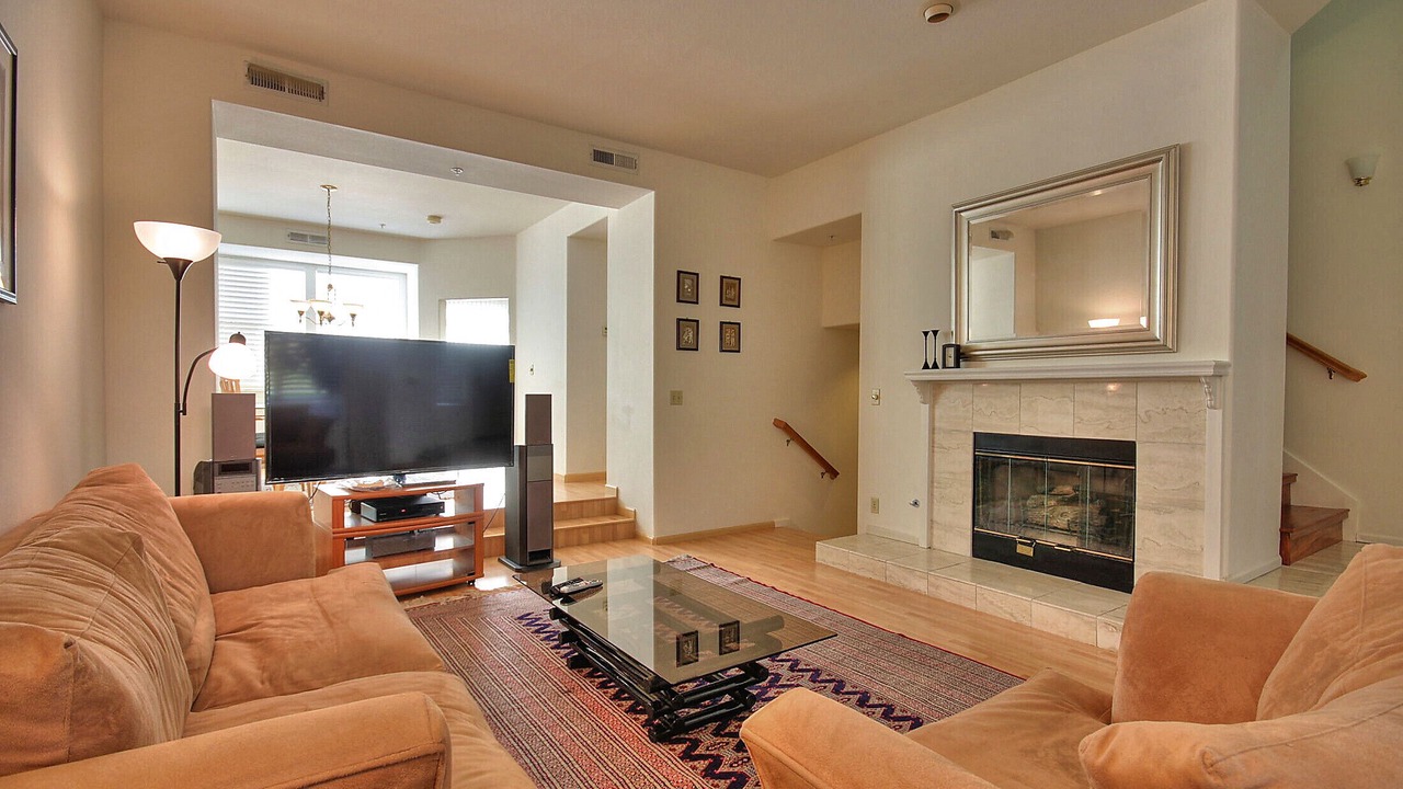 Photo of Livingroom in River Oaks