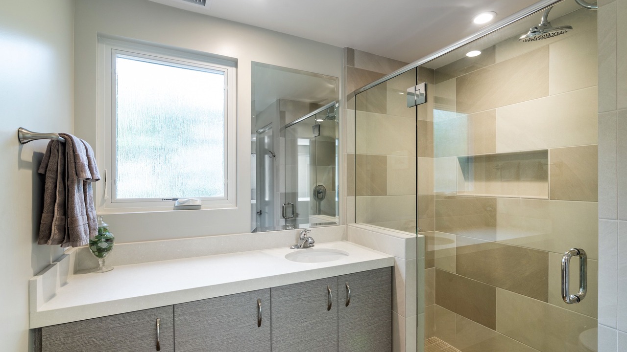 Photo of Bathroom in Carpinteria