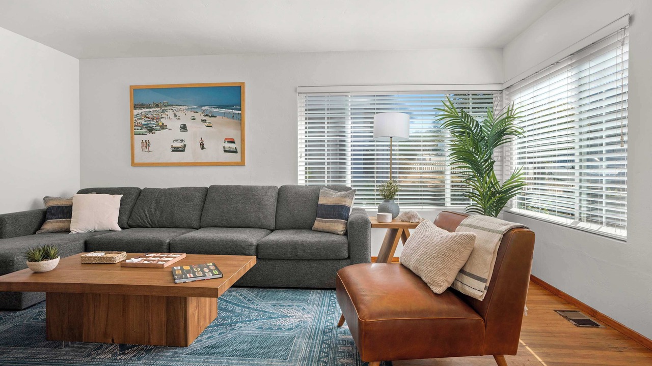 Photo of Livingroom in Ocean Beach
