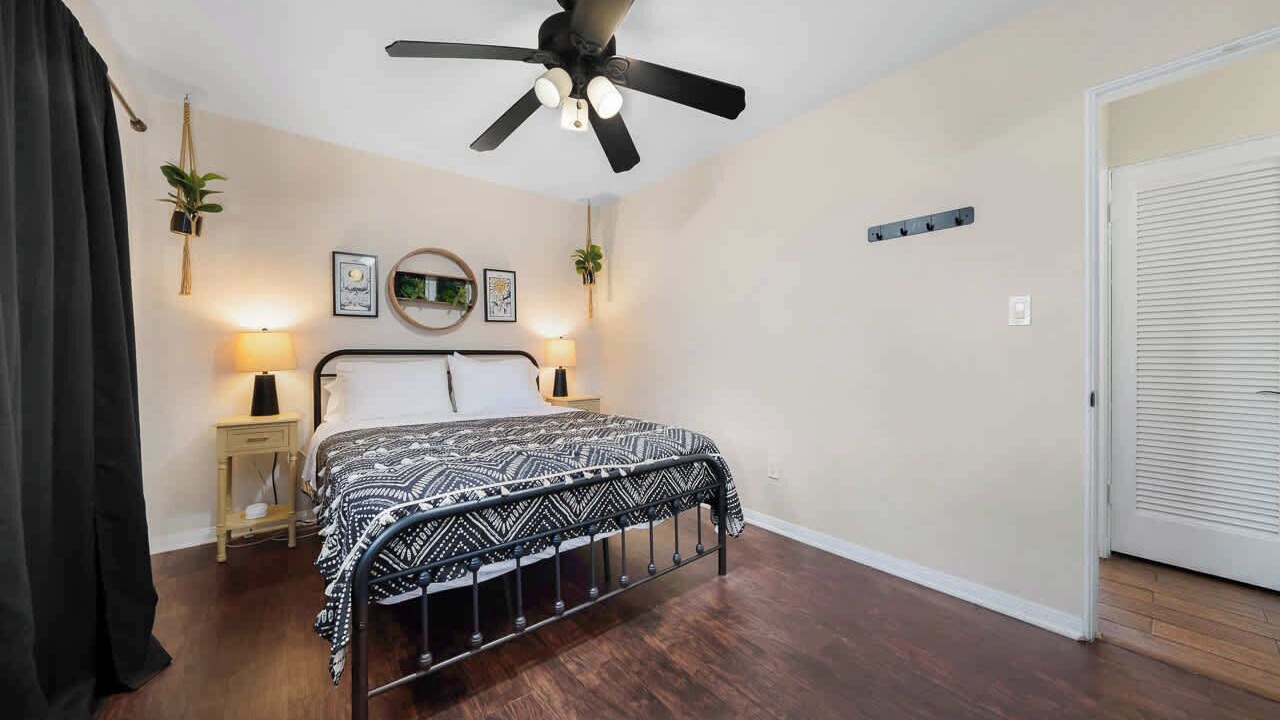 Photo of Bedroom in Crown Point