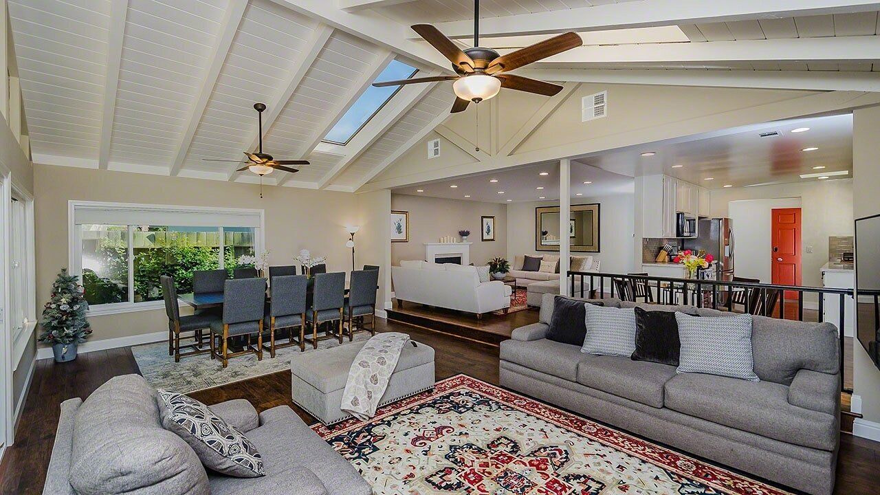 Photo of Livingroom in San Bruno