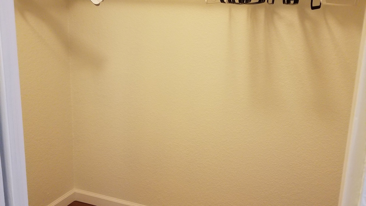 Photo of Bedroom in Hood