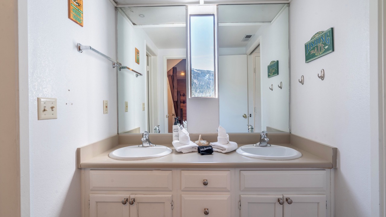 Photo of Bathroom in June Lake